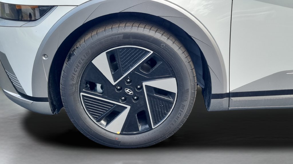 New 2027 Hyundai Ioniq 5 Limited RWD image 28