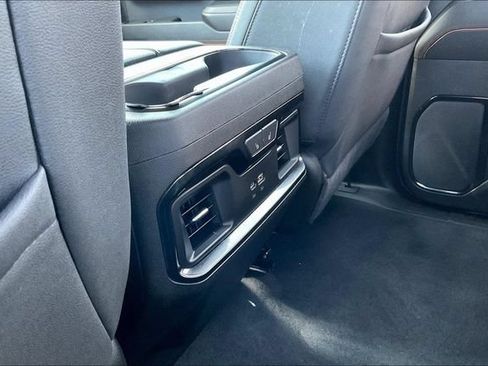 Used 2024 GMC Sierra 2500 AT4 w/ AT4 Premium Plus Package AWD/4WD image 12