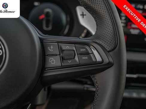 New 2025 Alfa Romeo Tonale w/ Premium Package AWD/4WD image 13