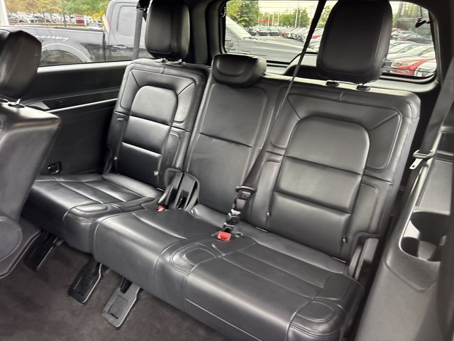 Used 2022 Lincoln Navigator L Reserve AWD/4WD image 17