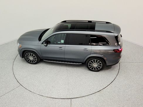 New 2026 Mercedes-Benz GLS 580 4MATIC image 23