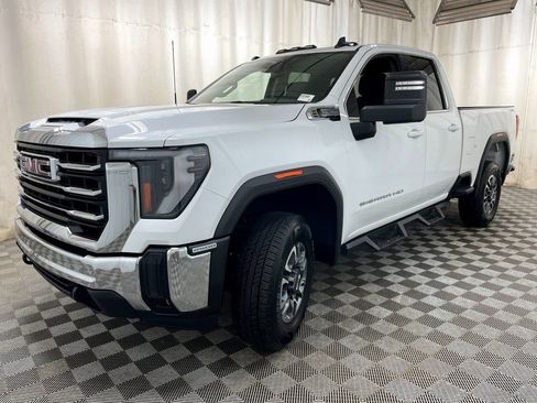 Certified 2024 GMC Sierra 2500 SLE w/ SLE Value Package; AWD/4WD image 15