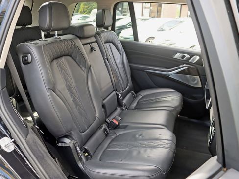 Used 2019 BMW X7 xDrive50i w/ Dynamic Handling Package image 37