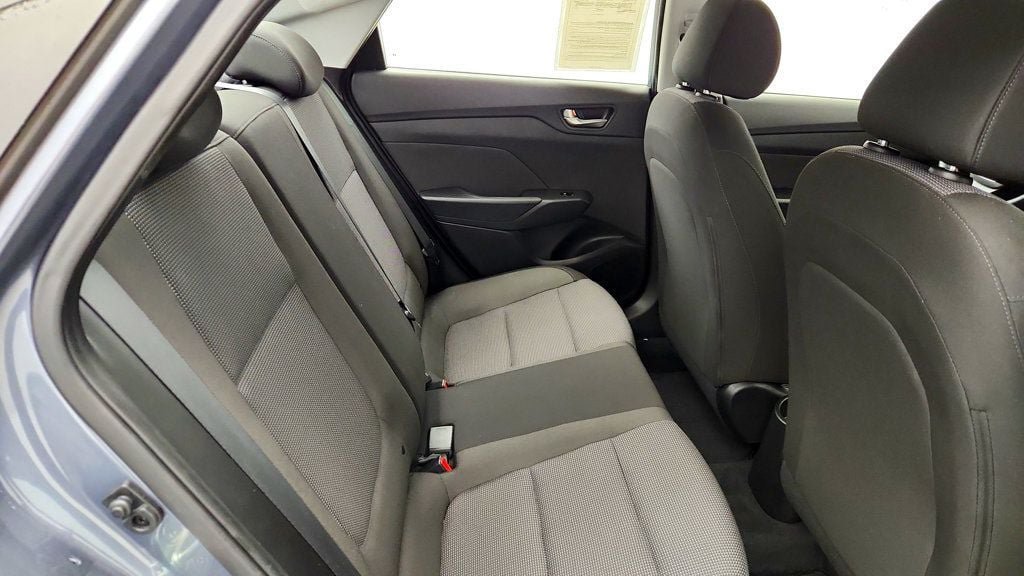 Used 2020 Hyundai Accent SE FWD image 21