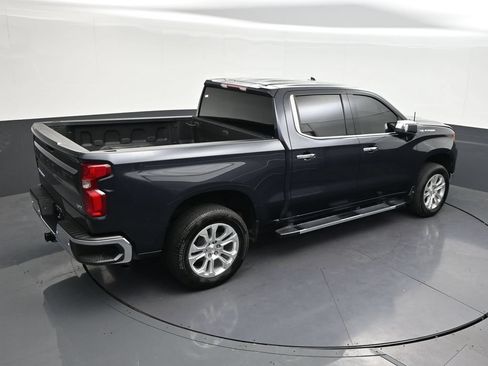 Used 2023 Chevrolet Silverado 1500 LTZ RWD image 17