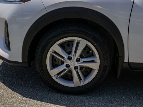 Used 2024 Nissan Kicks S FWD image 11