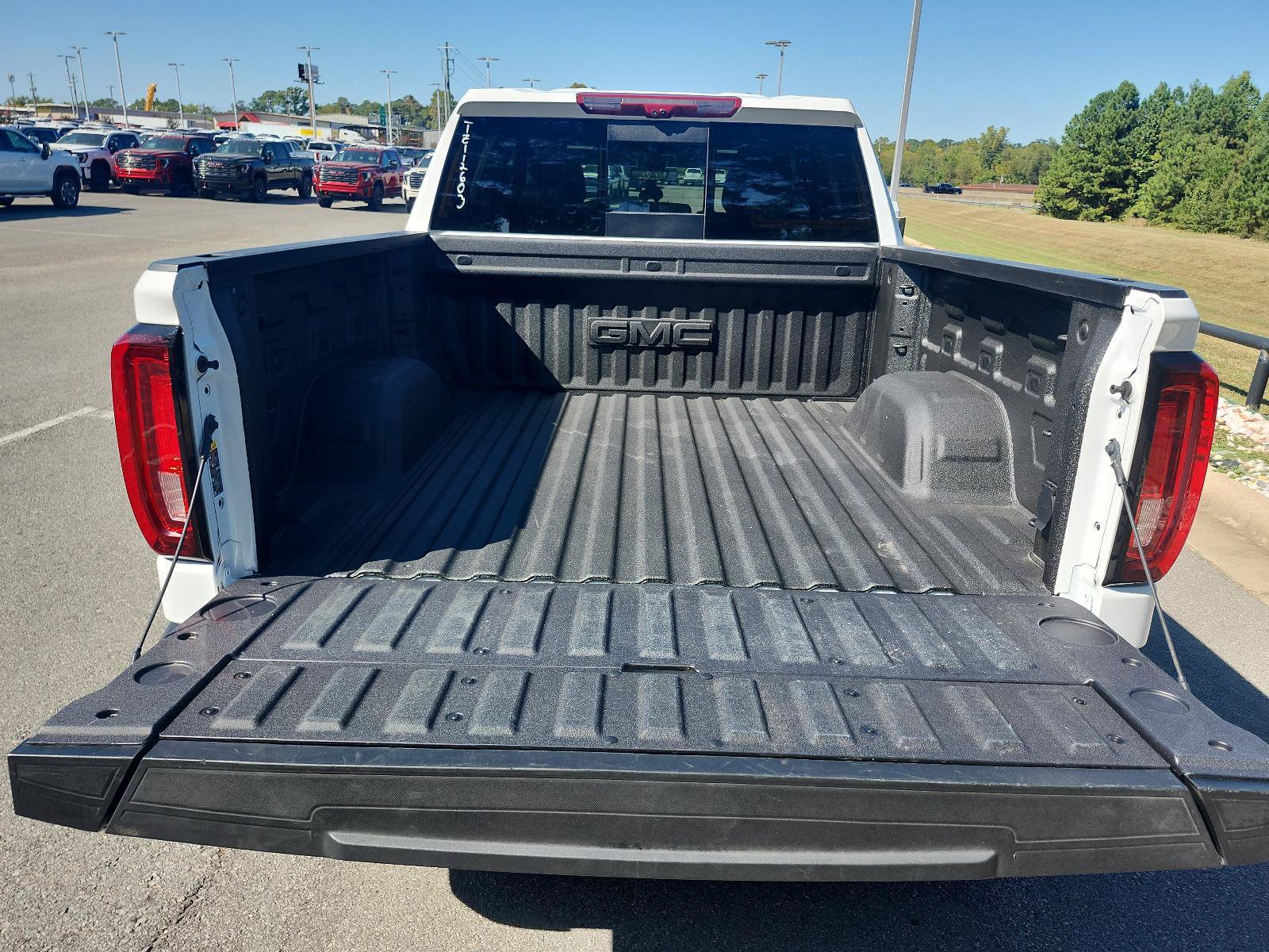 Certified 2026 GMC Sierra 1500 AT4 AWD/4WD image 7