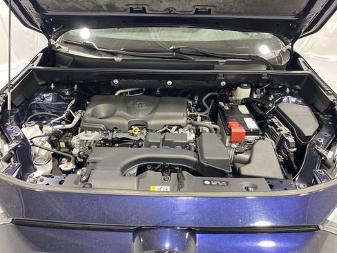Used 2024 Toyota RAV4 XLE image 17