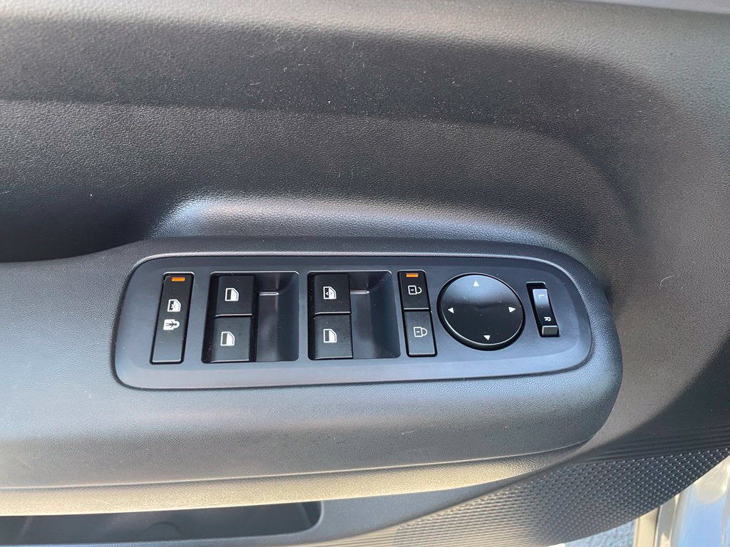 Certified 2024 Hyundai Santa Fe SE FWD image 11