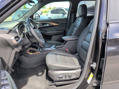 Used 2023 Chevrolet TrailBlazer ACTIV w/ Convenience Package FWD image 9