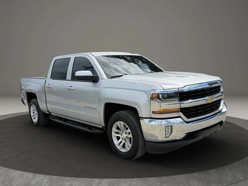 Used 2017 Chevrolet Silverado 1500 LT w/ All Star Edition RWD image 3