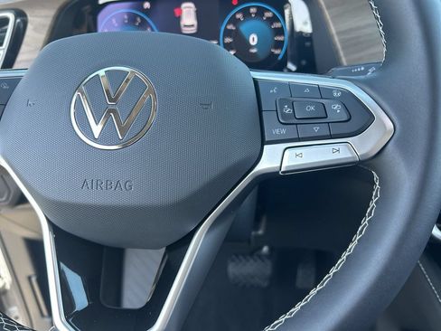 New 2026 Volkswagen Atlas SE FWD image 21