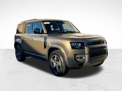 New 2026 Land Rover Defender 110 S image 7