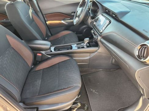 Used 2024 Nissan Kicks SR image 14