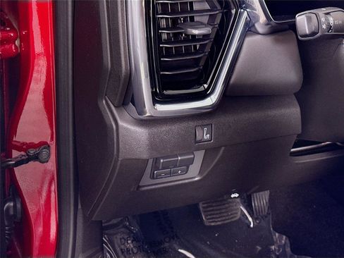 New 2026 GMC Canyon Elevation w/ Convenience Package image 5