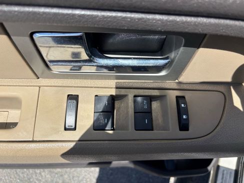 Used 2010 Ford F150 XLT AWD/4WD image 13