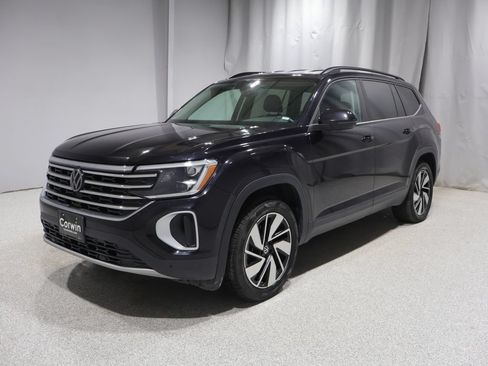 Used 2024 Volkswagen Atlas SE AWD/4WD image 5