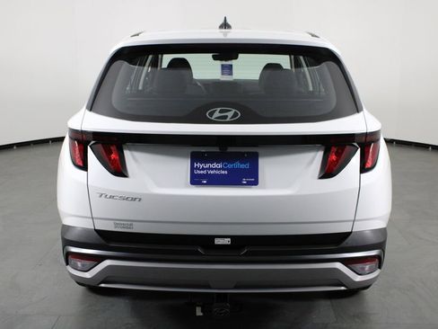 Certified 2026 Hyundai Tucson SE image 7