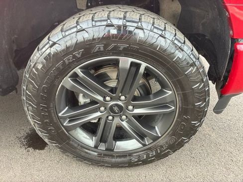Used 2021 Ford F150 Lariat w/ Equipment Group 502A High AWD/4WD image 13