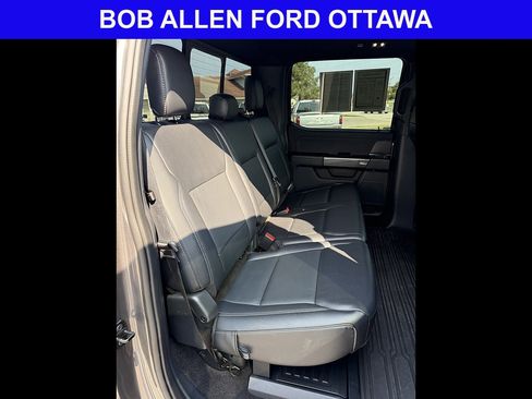 Used 2022 Ford F150 XLT w/ Equipment Group 302A High AWD/4WD image 15