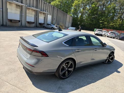 Used 2024 Honda Accord Sport image 10