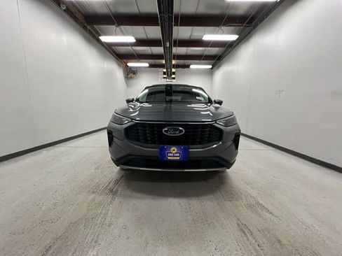 Used 2025 Ford Escape Active image 3