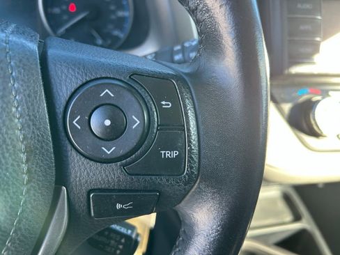 Used 2017 Toyota RAV4 XLE image 24