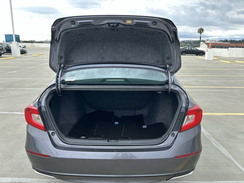 Used 2019 Honda Accord LX image 19