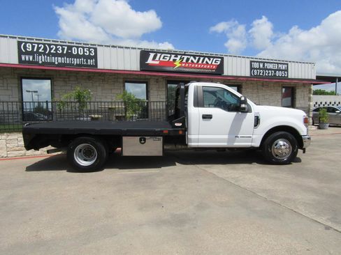 Used 2021 Ford F350 XL w/ Power Equipment Group image 5