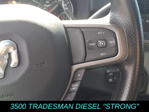 Used 2024 RAM 3500 Tradesman w/ Chrome Appearance Group AWD/4WD image 23