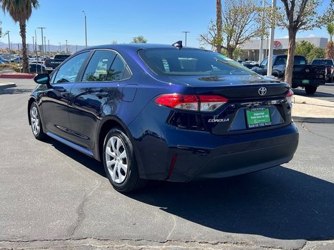 Used 2023 Toyota Corolla LE image 4