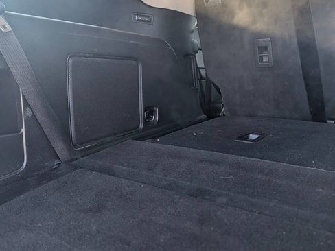 Used 2018 Ford Expedition Platinum image 32