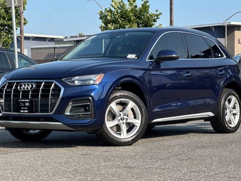 Used 2023 Audi Q5 2.0T Premium w/ Convenience Package AWD/4WD image 30