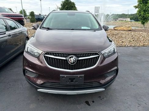 Used 2017 Buick Encore Preferred FWD image 2