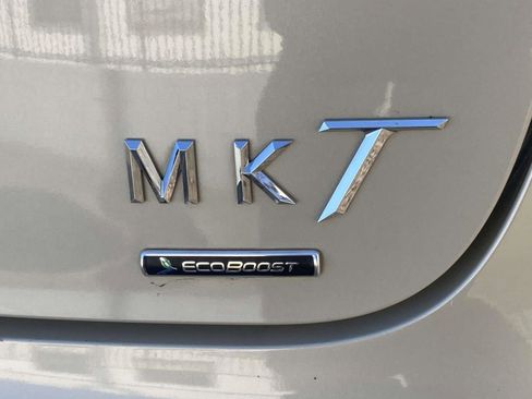 Used 2016 Lincoln MKT AWD w/ Equipment Group 201A image 5