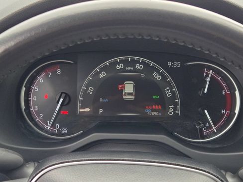 Used 2020 Toyota RAV4 Limited AWD/4WD image 44