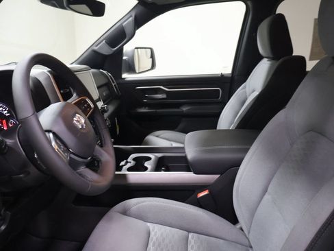 New 2026 RAM 1500 4x4 Crew Cab image 8