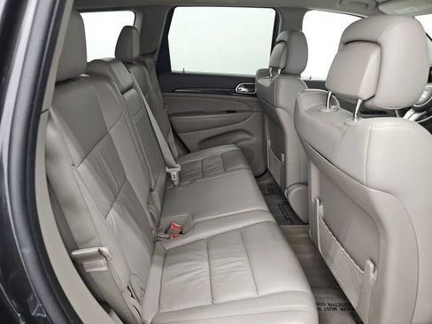 Used 2011 Jeep Grand Cherokee Laredo AWD/4WD image 31