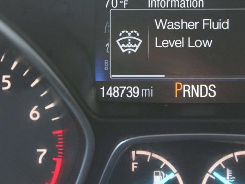 Used 2019 Ford Escape SE AWD/4WD image 9