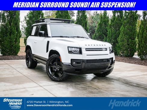 Used 2023 Land Rover Defender 90 X-Dynamic SE image 1