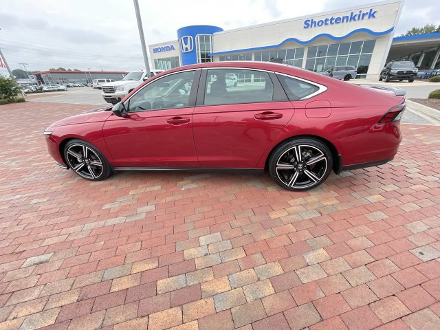 Certified 2023 Honda Accord Sport image 32