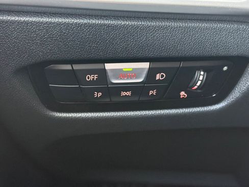 Used 2025 BMW i4 eDrive40 w/ Premium Package image 37