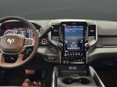 New 2026 RAM 2500 Big Horn AWD/4WD image 10