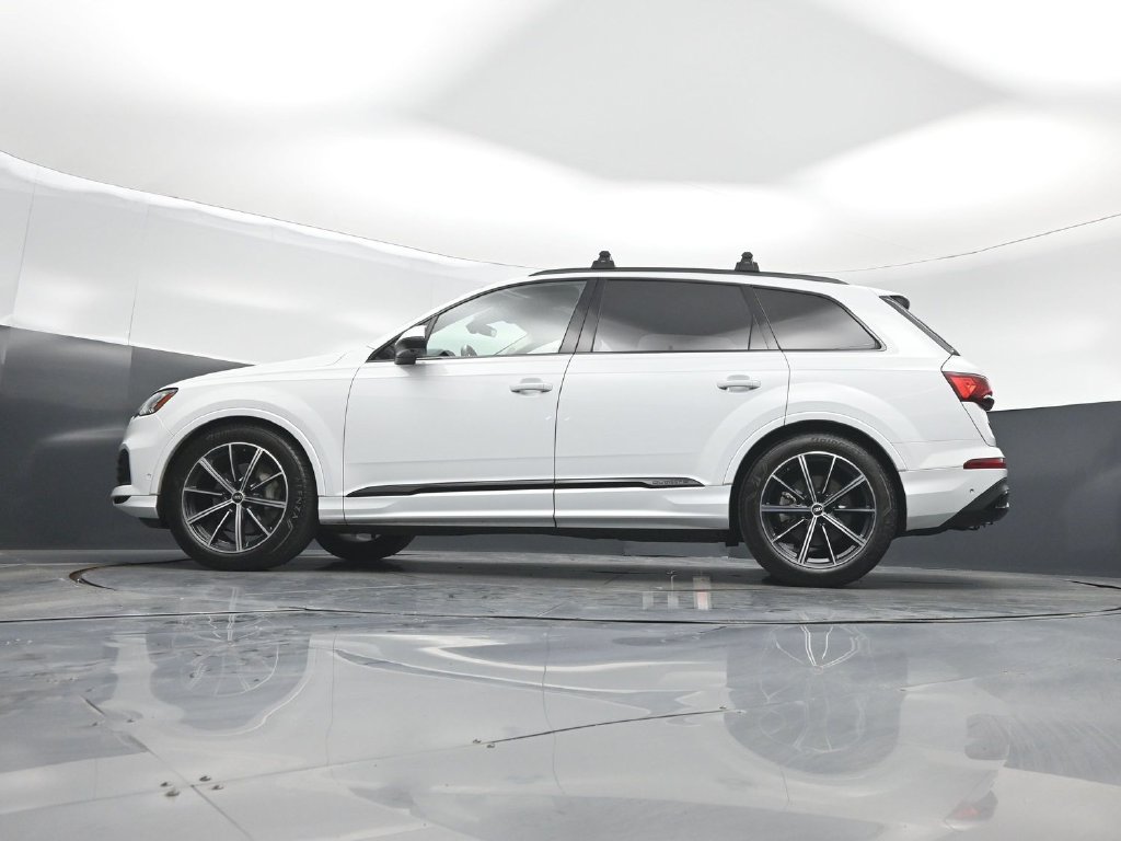 Used 2021 Audi Q7 3.0T Prestige w/ Prestige Package AWD/4WD image 7