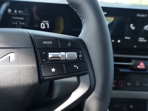 New 2026 Kia Sportage EX FWD image 24