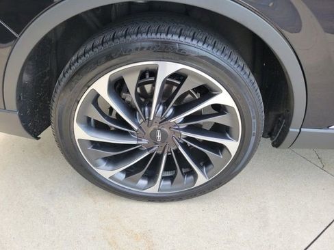 Certified 2023 Lincoln Aviator Reserve w/ Equipment Group 201A AWD/4WD image 19