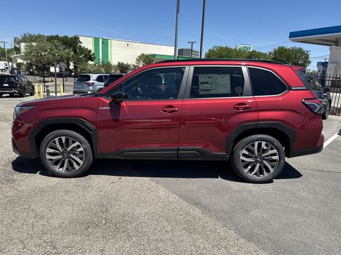 New 2026 Subaru Forester Touring AWD/4WD image 6