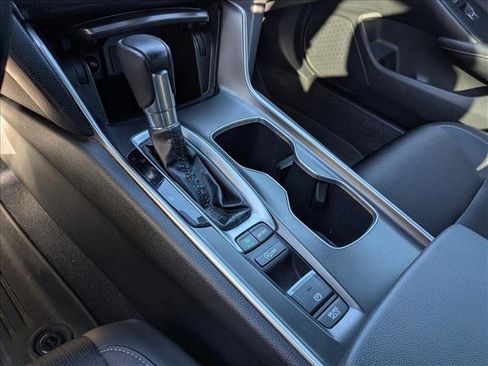 Used 2022 Honda Accord Sport image 9