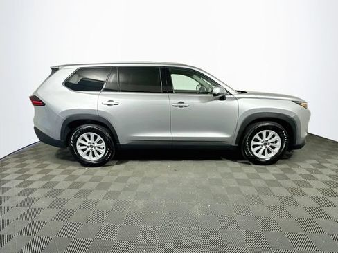 Certified 2026 Toyota Grand Highlander FWD image 9
