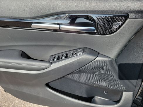 New 2026 Kia Seltos EX image 18